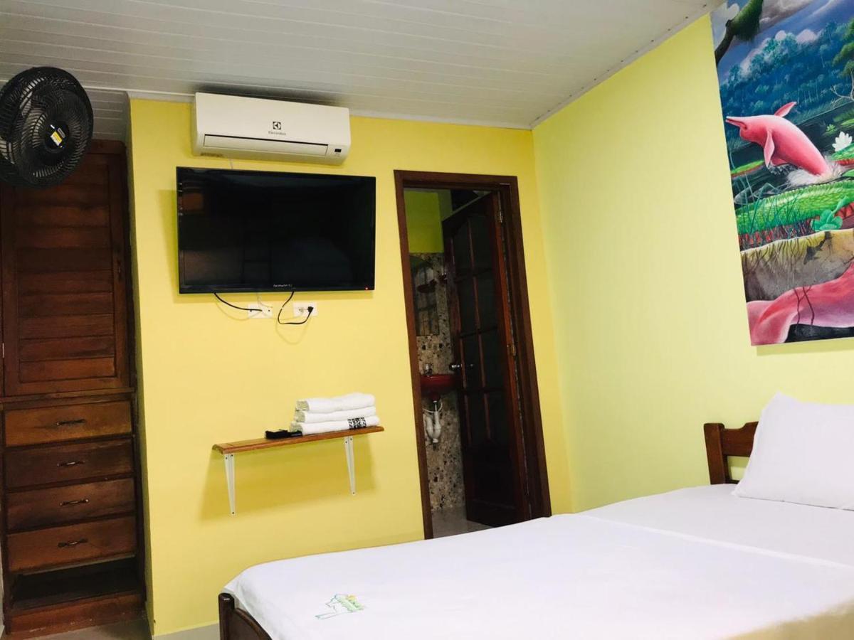 Hostal La Esperanza Leticia Luaran gambar