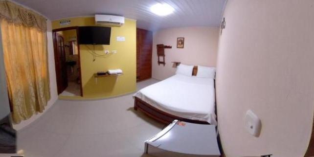 Hostal La Esperanza Leticia Bilik gambar